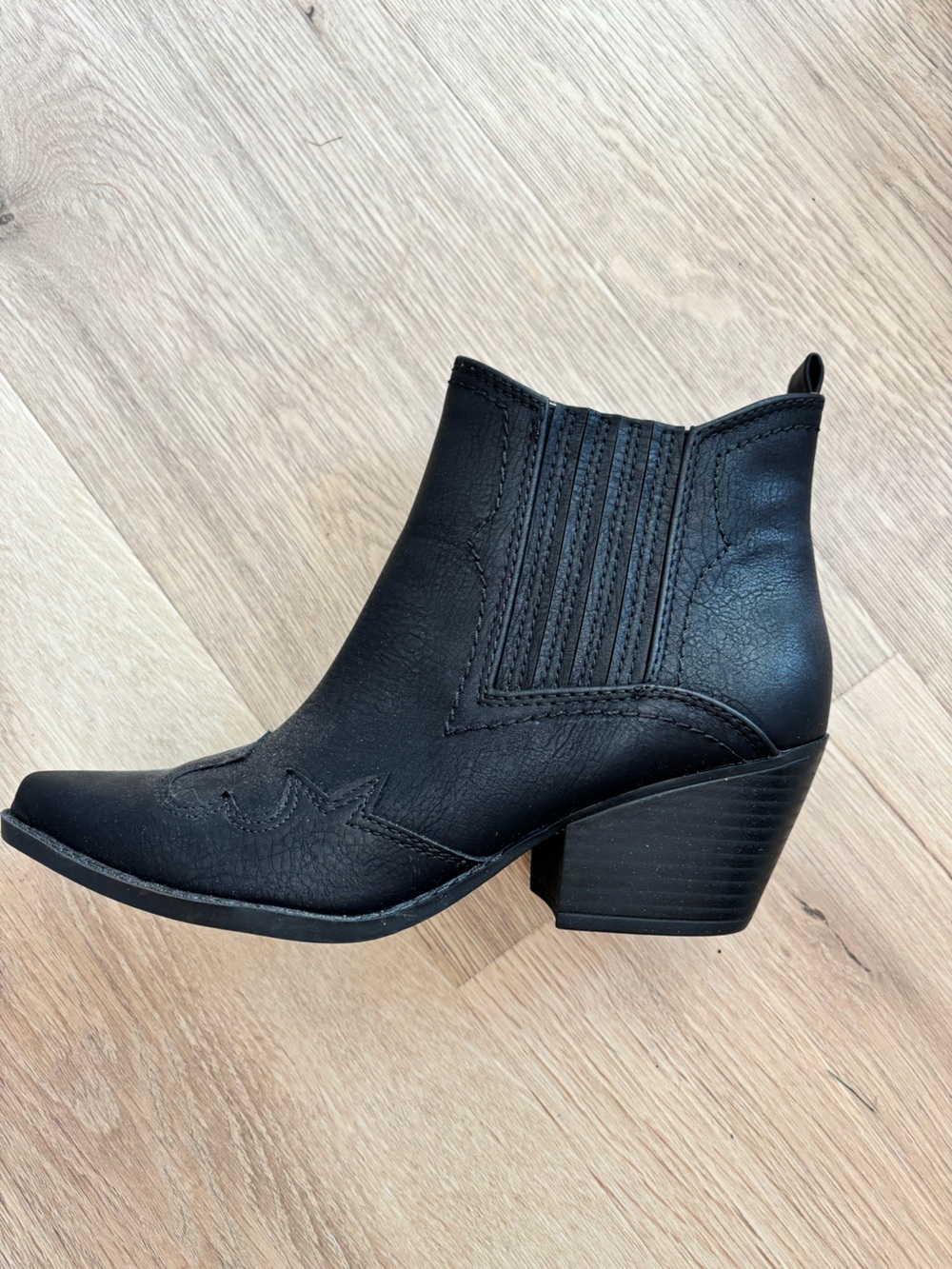 Black Western-Style Ankle Boots for Women